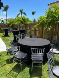 33 1747352210 clear chiavari chairs