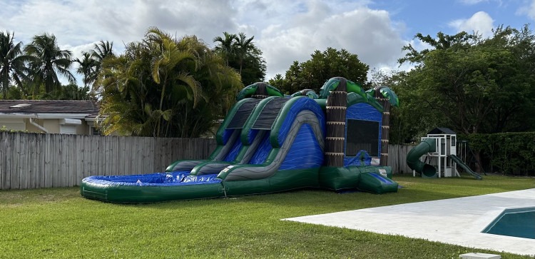 Bounce House w/Slide Rentals